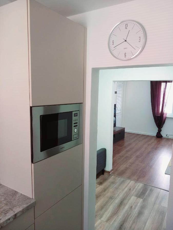 Stylovy Apartman V Samorine Apartment Bagian luar foto